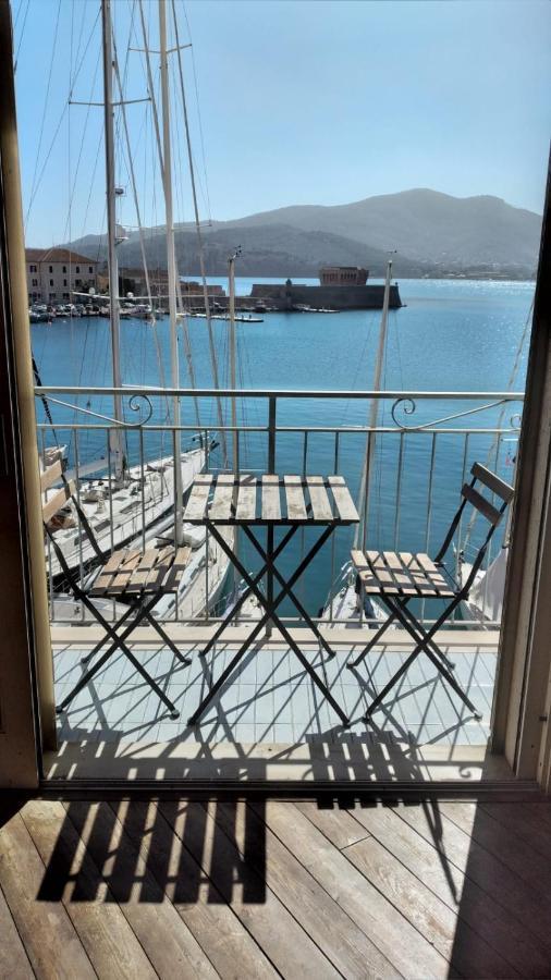 Appartement Monolocale La Darsena à Portoferraio Extérieur photo