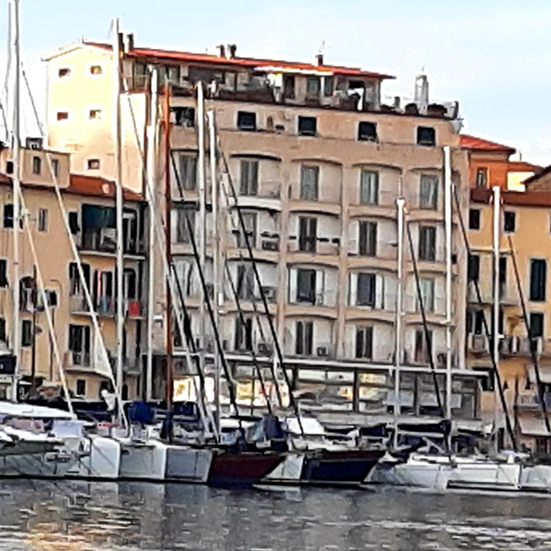 Appartement Monolocale La Darsena à Portoferraio Extérieur photo